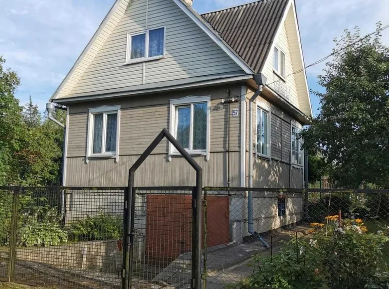 Dom 93 m² Papiarnianski sielski Saviet, Białoruś