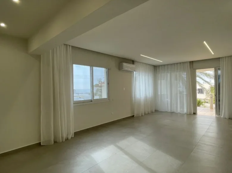3 bedroom apartment  Kissonerga, Cyprus