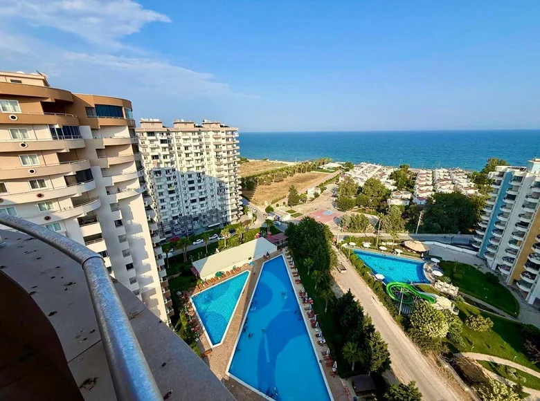 Mieszkanie 3 pokoi 120 m² Mezitli, Turcja