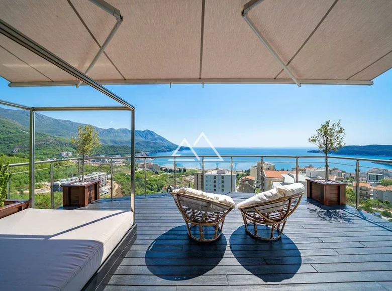 Квартира 3 комнаты 168 м² Бечичи, Черногория