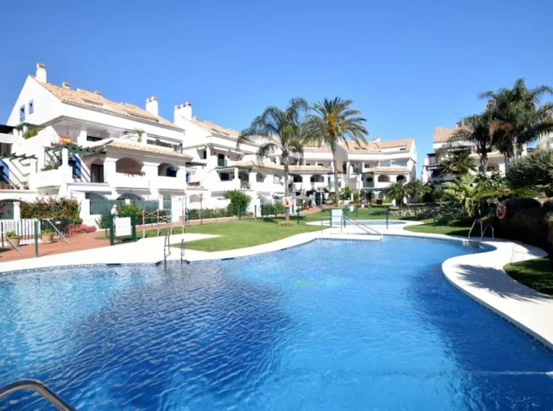 Квартира 3 спальни 92 м² Сан-Педро-Алькантара, Испания