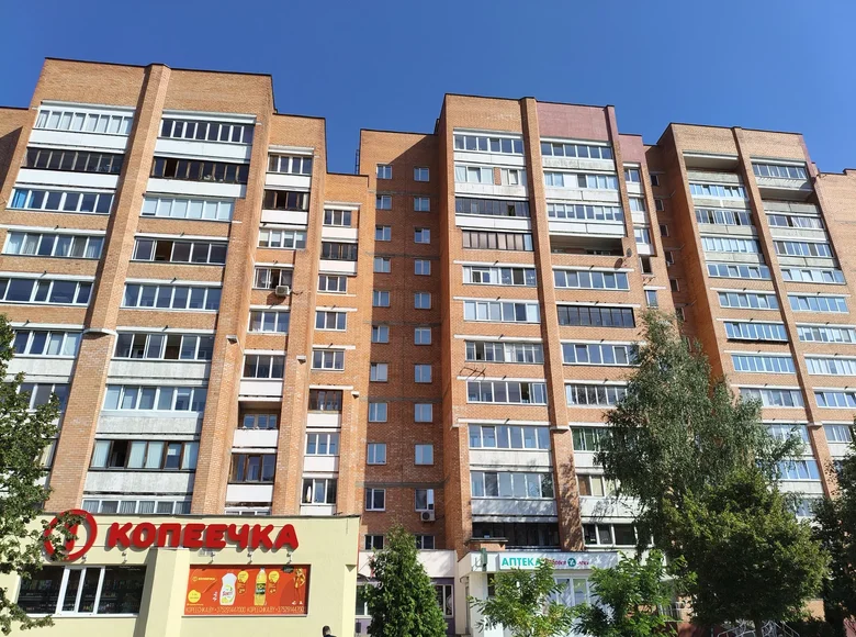 Магазин 459 м² Минск, Беларусь