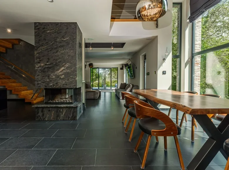 Casa 6 habitaciones 302 m² Varsovia, Polonia