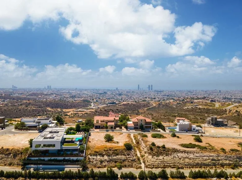 Ресторан, кафе  Demos Agiou Athanasiou, Кипр