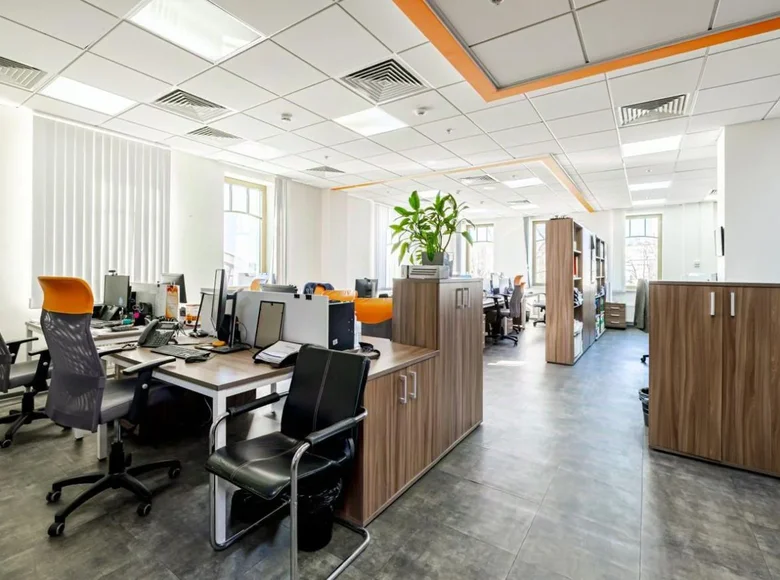 Pomieszczenie biurowe 2 252 m² Moskwa, Rosja