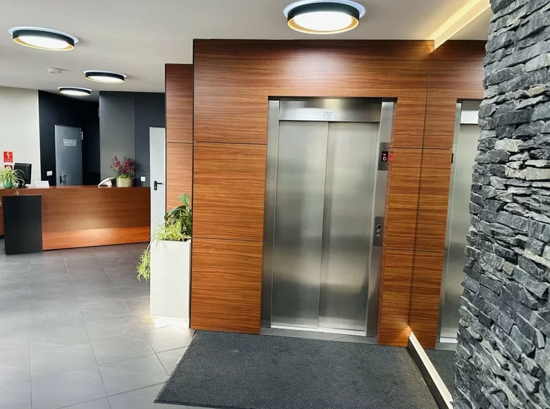 3 room apartment 86 m² in Warsaw, Poland