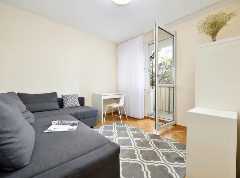 2 room apartment 38 m² in Warsaw, Poland