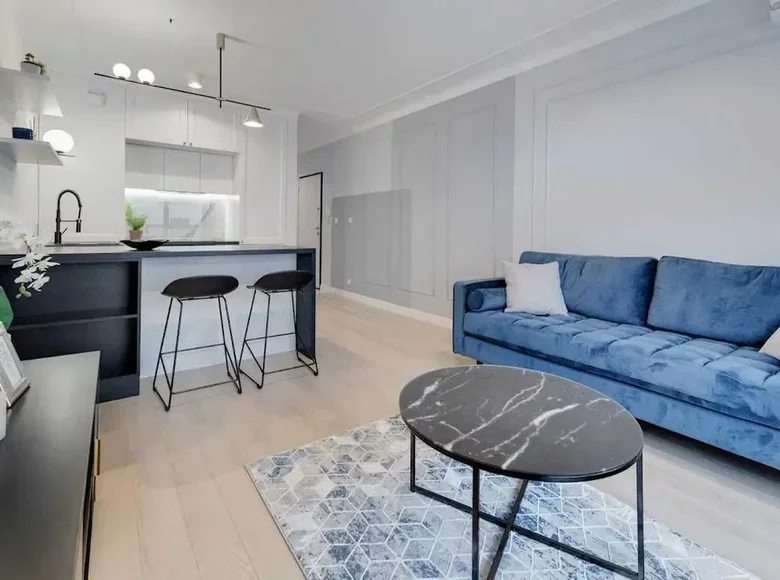 2 room apartment 48 m² in Warsaw, Poland