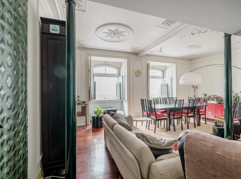 2 bedroom apartment 118 m² Alvalade, Portugal