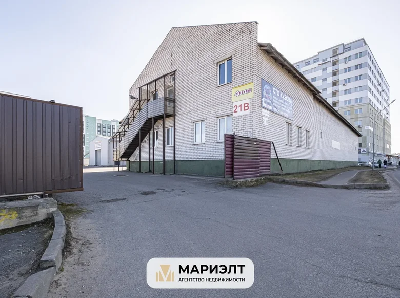Офис 1 300 м² Боровляны, Беларусь
