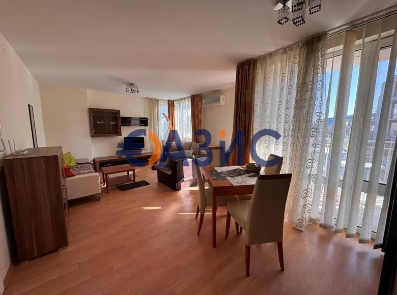 Квартира 2 комнаты 57 м² Несебр, Болгария