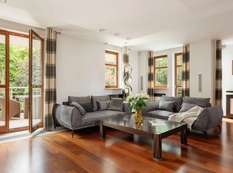 Dom 258 m² w województwo mazowieckie, Polska