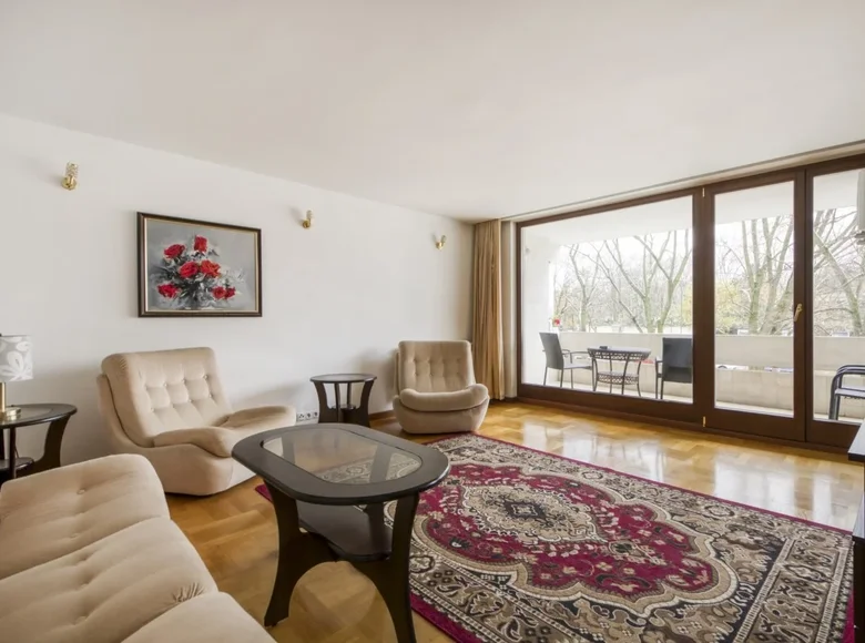 Apartamento 4 habitaciones 103 m² en Varsovia, Polonia