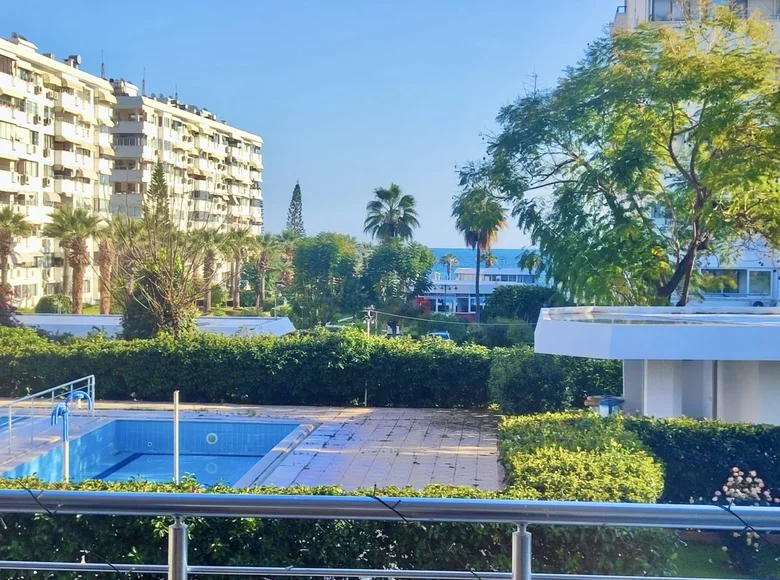 Appartement 3 chambres 140 m² Mezitli, Turquie