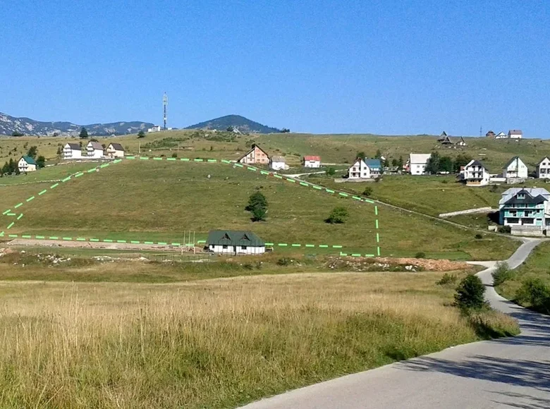 Земельные участки 23 000 м² Подгорица, Черногория