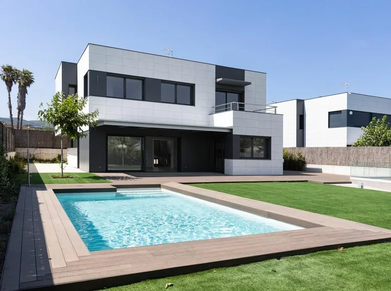 villa de 5 chambres 474 m² Sant Andreu de Llavaneres, Espagne