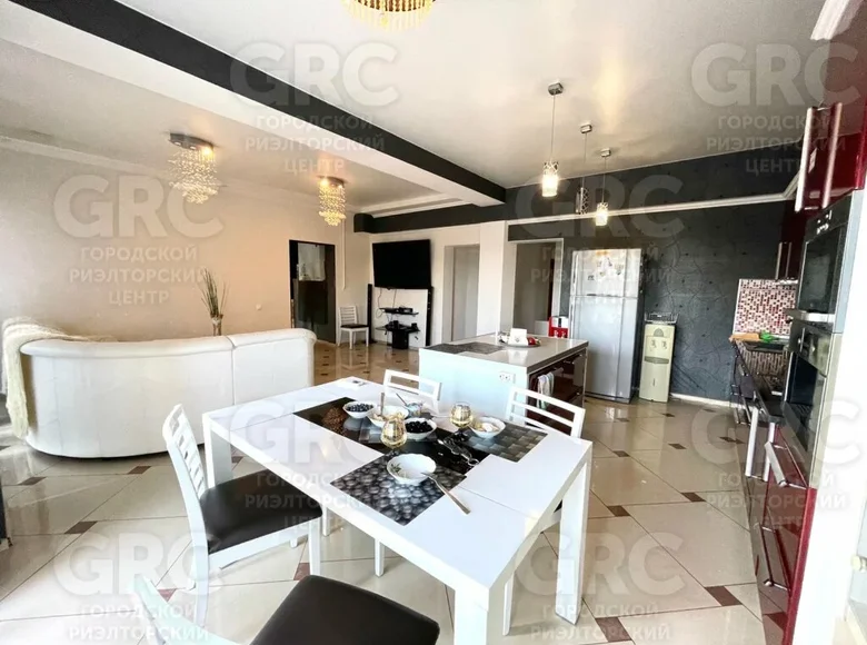 Wohnung 4 zimmer 150 m² Sotschi, Russland