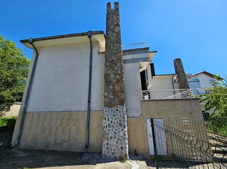 Maison 3 chambres 130 m² Kocharitsa, Bulgarie