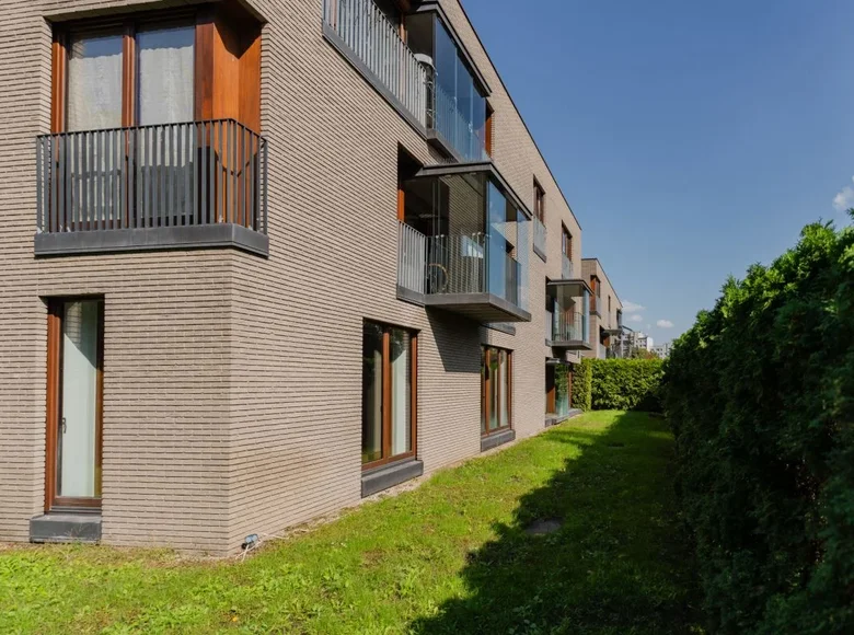 Mieszkanie 12 pokojów 290 m² Warszawa, Polska