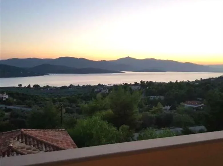 3 bedroom villa 190 m² Lokroi Municipality, Greece