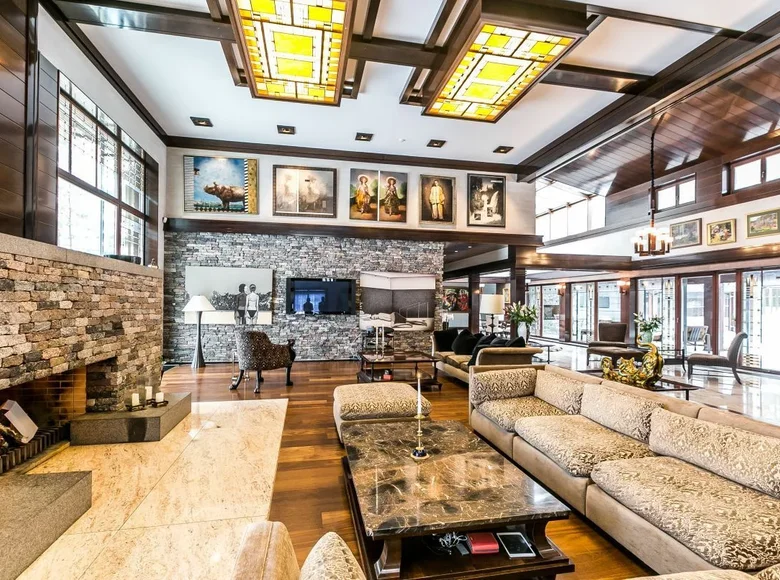 6 bedroom house 1 500 m² Jurmala, Latvia