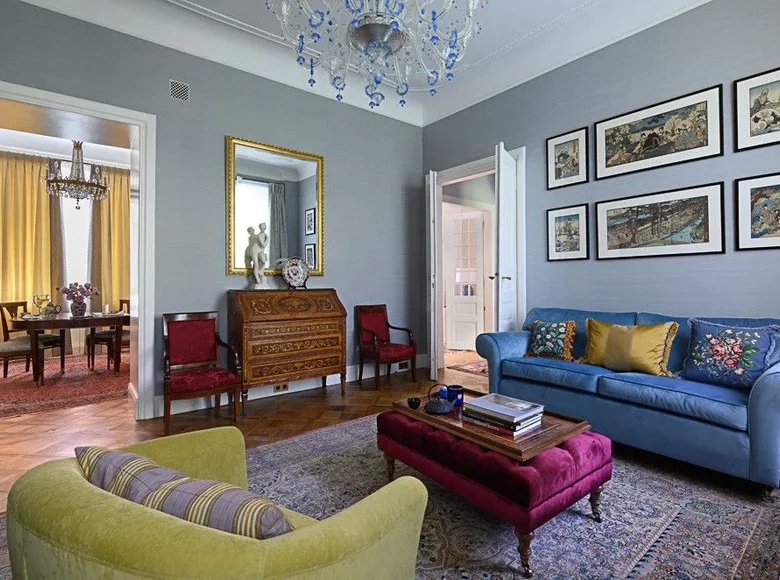 Mieszkanie 4 pokoi 89 m² Warszawa, Polska