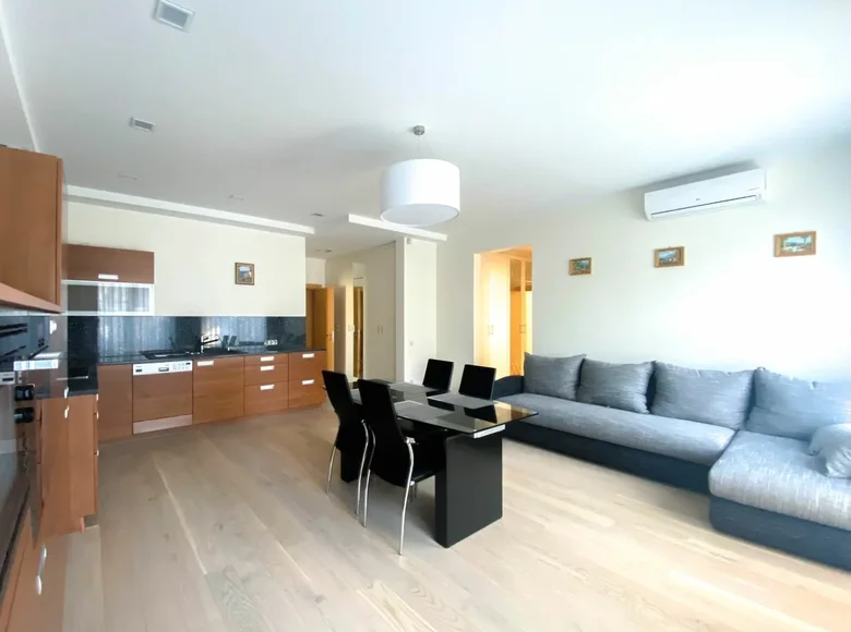 Mieszkanie 3 pokoi 90 m² Jurmała, Łotwa