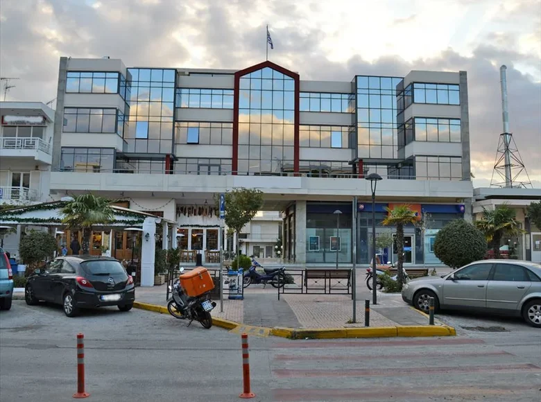 Propiedad comercial 2 300 m² en Municipality of Vari Voula Vouliagmeni, Grecia