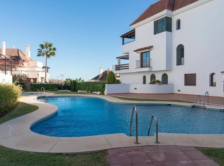 Penthouse 3 bedrooms  Marbella, Spain
