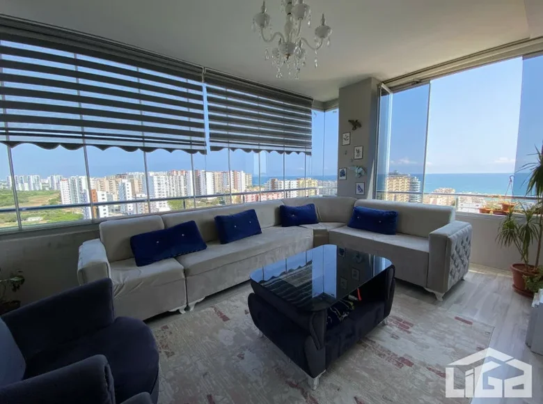 Квартира 3 комнаты 140 м² Средиземноморский регион, Турция