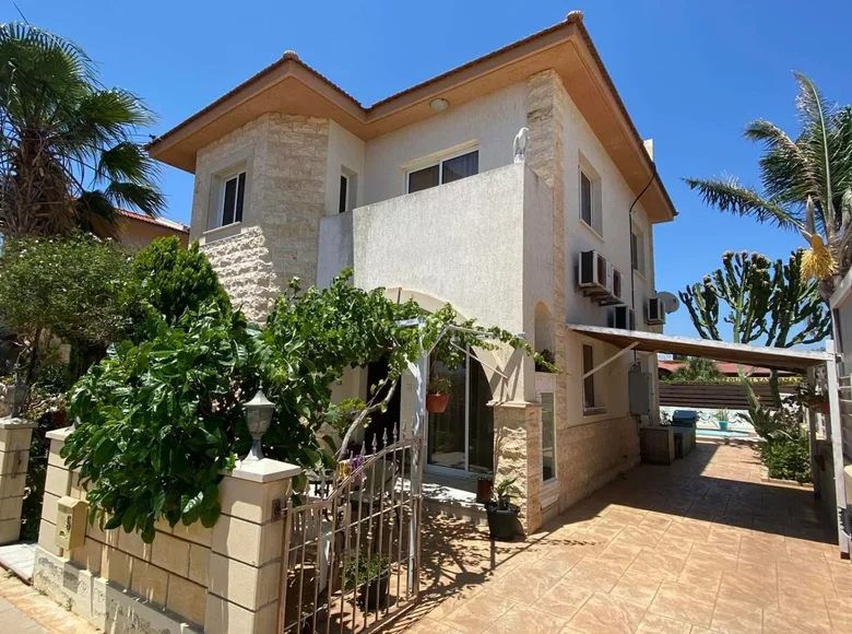 Villa de 3 habitaciones 130 m² Liopetri, Chipre