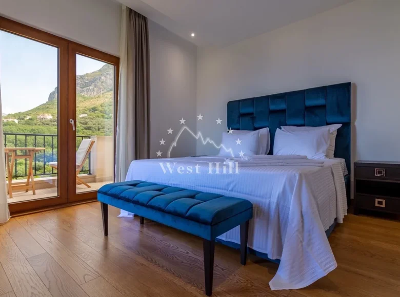 Maison 5 chambres 250 m² Rijeka Rezevici, Monténégro