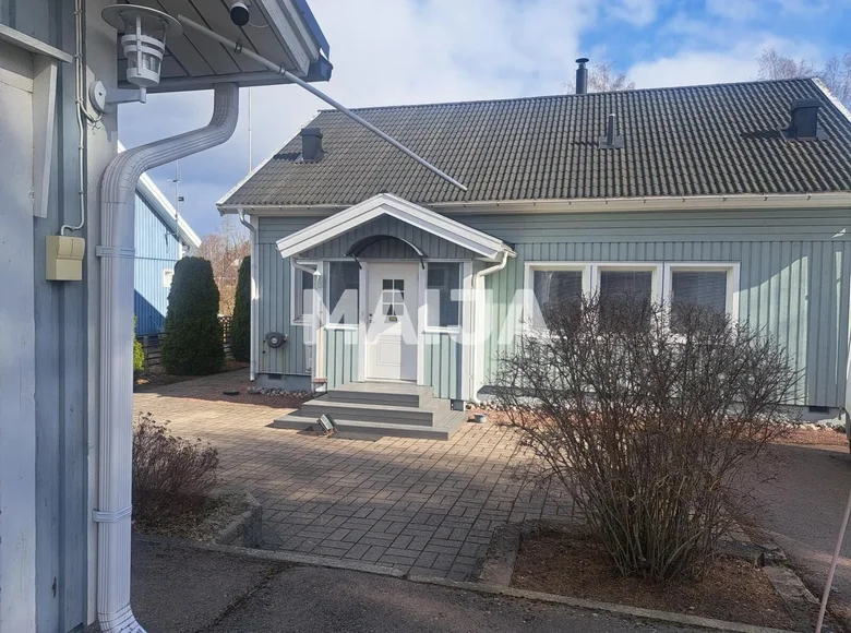 2 bedroom house 130 m² Hietakyla, Finland