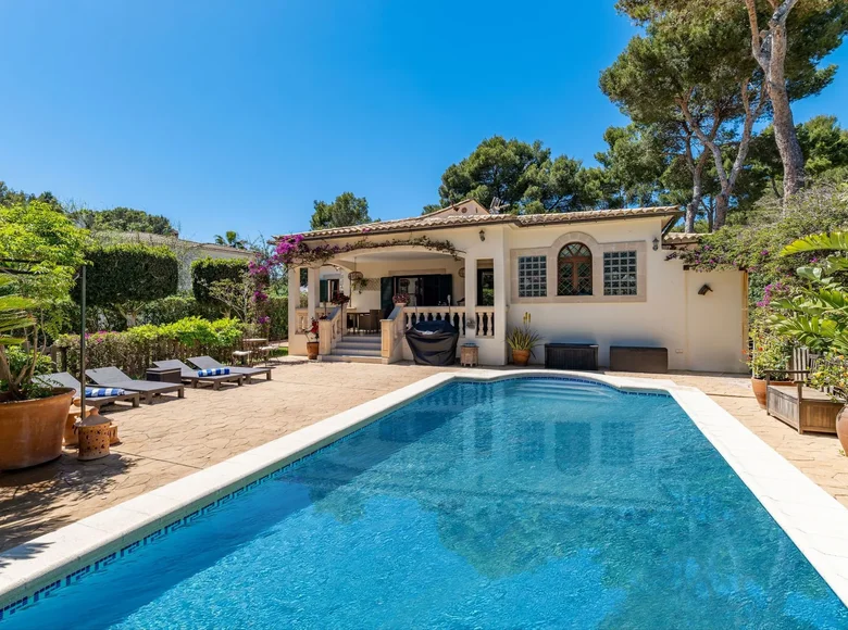 Castillo 4 habitaciones 200 m² Santa Ponsa, Španjolska