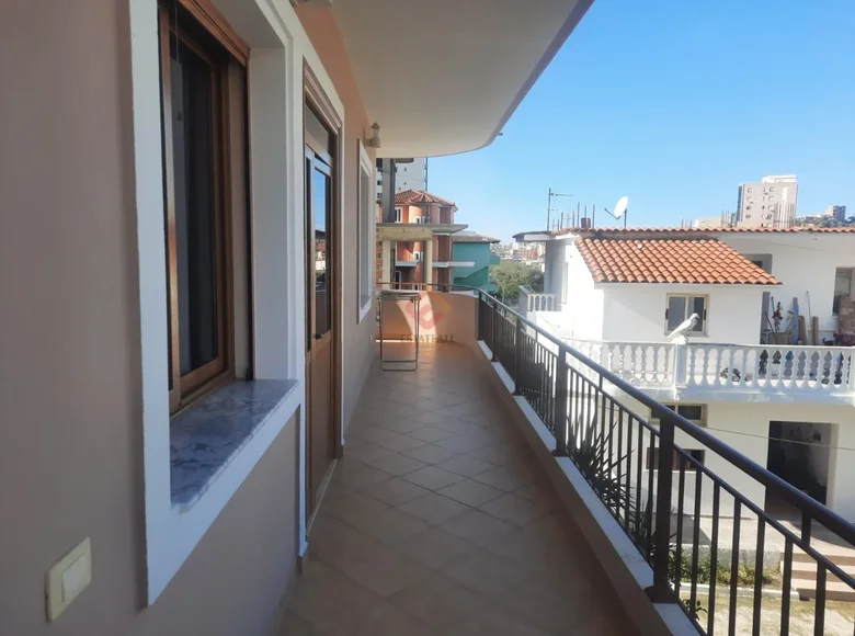 Dom 80 m² w Bashkia Vlore, Albania