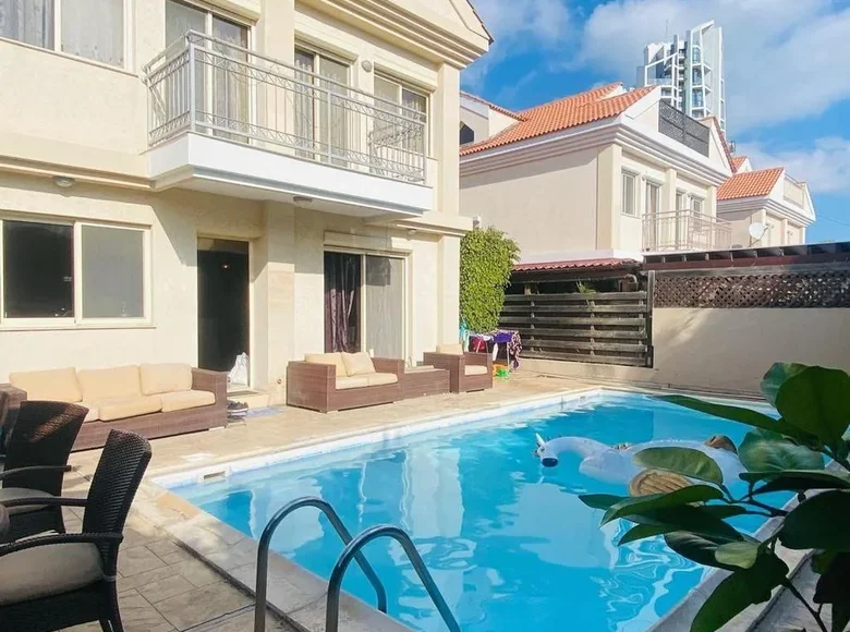 Дом 4 спальни  в Гермасойе, Кипр