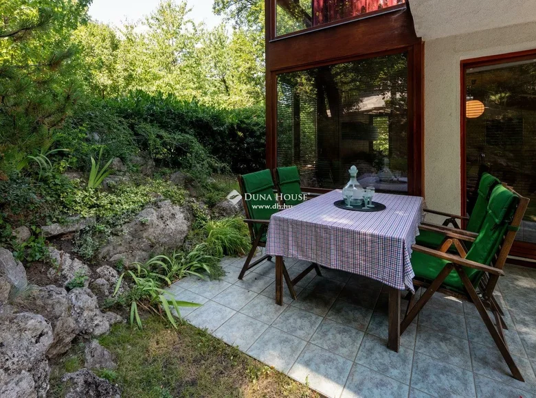 Mieszkanie 4 pokoi 112 m² Budapeszt, Węgry