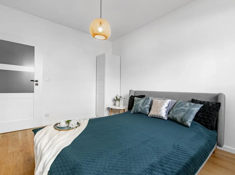 3 room apartment 68 m² Lodz, Poland