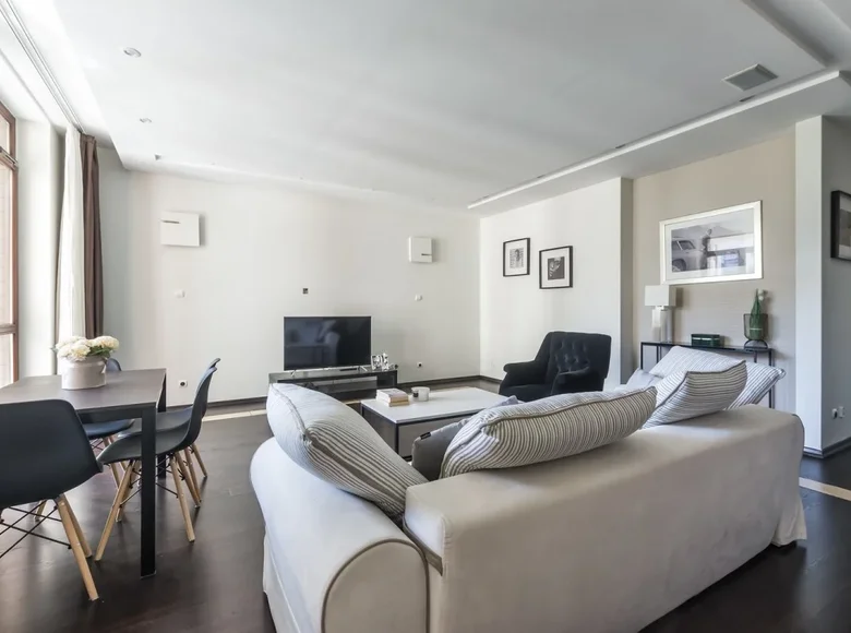 Wohnung 3 zimmer 88 m² in Warschau, Polen