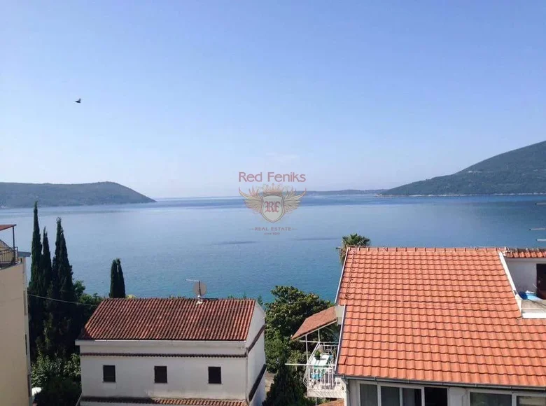 Mieszkanie 4 pokoi 106 m² Herceg Novi, Czarnogóra