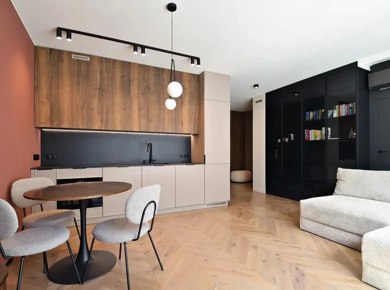 Apartamento 3 habitaciones 67 m² en Varsovia, Polonia