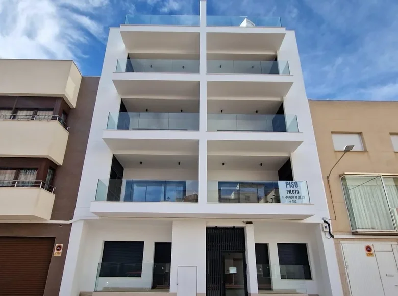 Mieszkanie 3 pokoi 78 m² Guardamar del Segura, Hiszpania