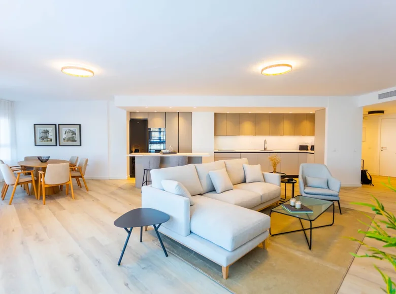 Wohnung 4 Schlafzimmer 144 m² San Pedro Alcantara, Spanien