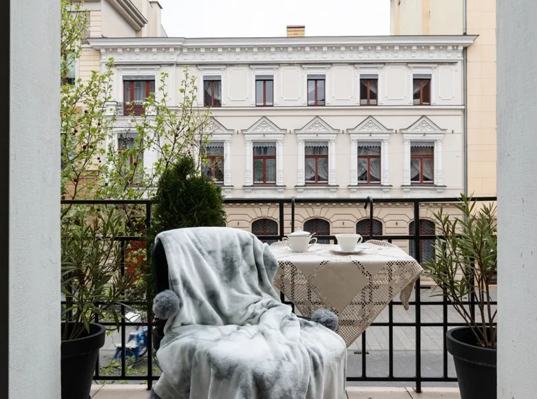 Apartamento 2 habitaciones 80 m² en Lodz, Polonia