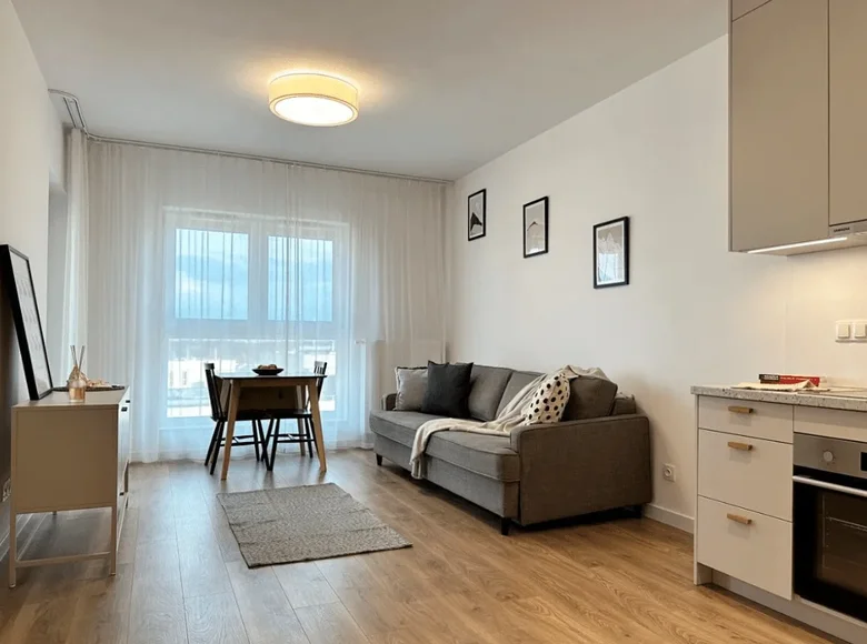 Mieszkanie 2 pokoi 41 m² w Warszawa, Polska