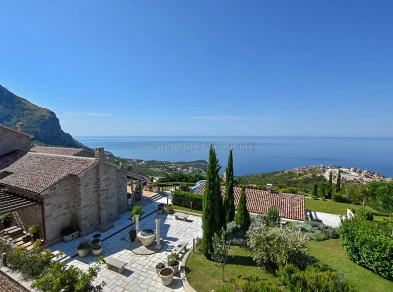 8 bedroom House 2 067 m² Kolašin Municipality, Montenegro