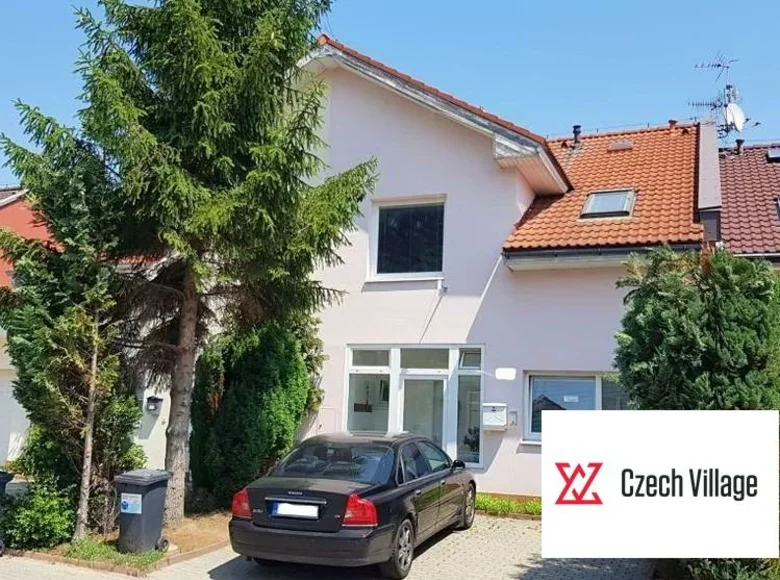 Apartment 146 m² Nupaky, Czech Republic