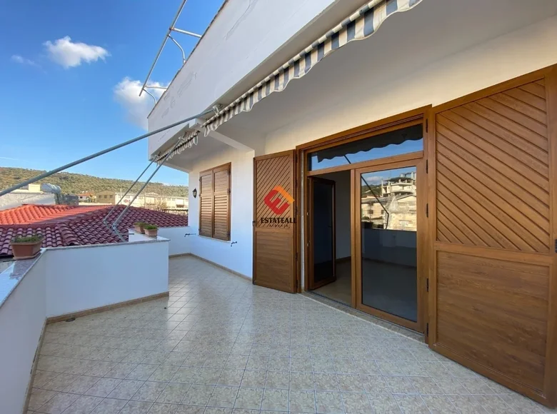 Casa 402 m² Bashkia Vlore, Albania