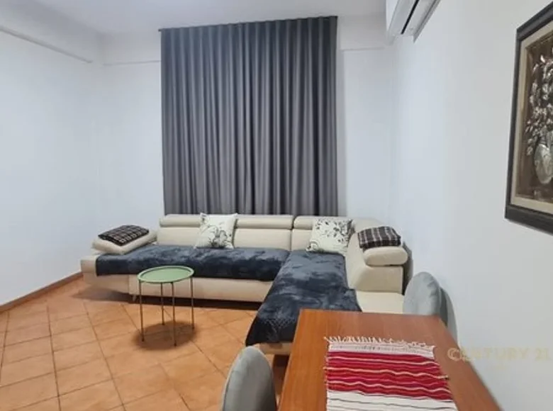 Квартира 1 комната 50 м² в Тиране, Албания