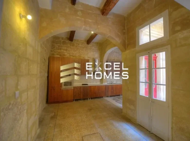 Таунхаус 4 спальни  Senglea, Мальта